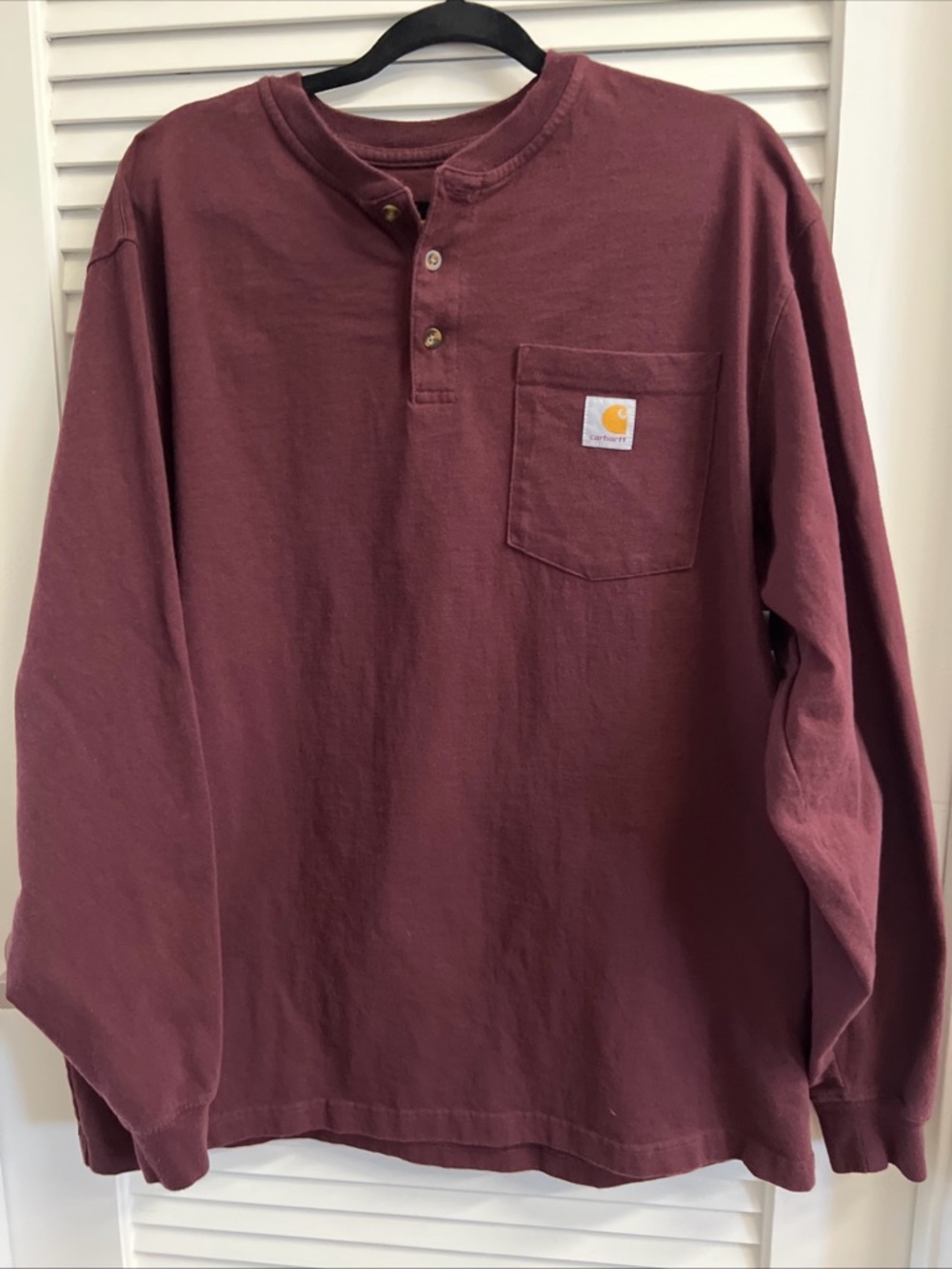 Carhartt Men’s Long-Sleeve Henley Pocket Shirt - Maroon in size Large